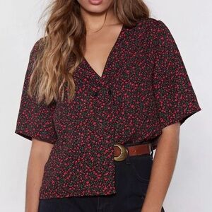 Nasy Gal Bloom Floral Top 8 NWT